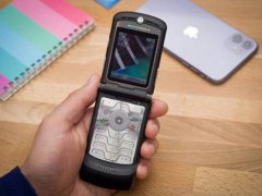MotorolaV3手机当年卖出1.3亿部,它为什么会成功？