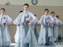 这是仙女班~四川师范大学舞蹈学院2017级16班民间舞考试