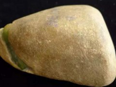 翡翠入门知识 牢记这些翡翠原石场口皮壳的特征