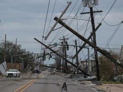 美国因飓风遭遇大规模停电 美国飓风劳拉