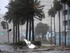 美国因飓风遭遇大规模停电 美国飓风劳拉造成极强破坏力