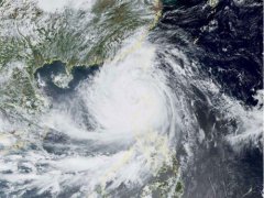 台风巴威登陆朝鲜影响中国东北 首个台风红色预警发布