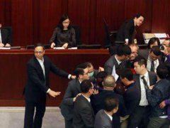 香港多名反对派议员被捕 派议员是什么意思