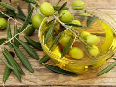 橄榄油好还是菜籽油好 橄榄油和菜籽油哪个好
