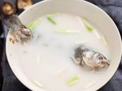 清炖鱼汤的做法(清炖鱼怎么做才不腥？)