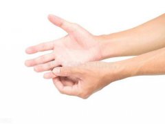 手指关节痛是什么原因？(手指关节疼痛是什么病？)