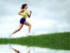 跑步减肥的正确方法(如何正确轻松地跑步减肥)