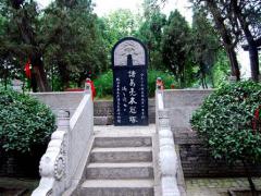 诸葛亮的人生与司马懿的人生,谁更成功呢？