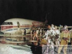 紧急迫降 中国东方航空MU586航班事故报告