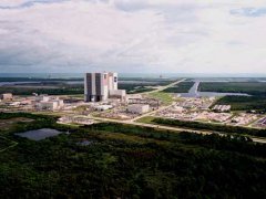 美国宇航局在肯尼迪航天中心开放新的发射台,旨在为多个商业发