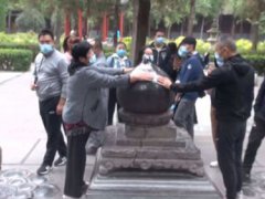 白马寺一塔尖被摸成包浆寿桃 白马寺塔尖什么时候的