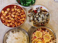 张若昀吃月子餐胖了十斤 唐艺昕月子餐荤素搭配超有食欲