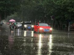 全国13省市区有大到暴雨 11号台风红霞路径