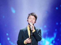 周深从没被电话客服叫过先生 周深是男的还是女的