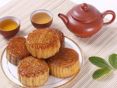 中秋节的传统风俗是什么 中秋节的传统食物是什么