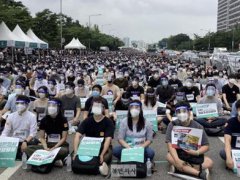 韩国医生大罢工致2名患者身亡 韩国医生罢诊