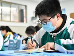 全国大中小学陆续开学 开学第一天