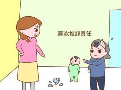 家人把孩子忘车内互相推卸责任 孩子忘车内家人推责