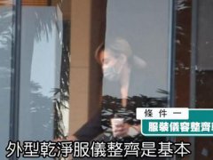 歌手李佳薇兼职房产中介 歌手李佳薇半年收入仅2万