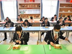 北京学校食堂不得制售冷食生食 北京校园食品安全检查启动