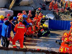 天津铁路桥坍塌共造成7死5伤 天津一铁路桥坍塌