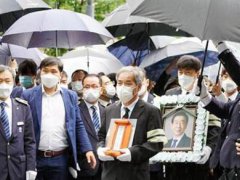 首尔市宣布彻查市长性骚扰风波 首尔市长出殡当日再起波澜