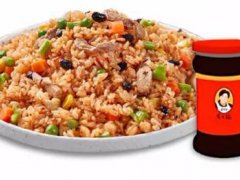 老干妈炒饭怎么做 老干妈炒饭怎么炒好吃 老干妈炒饭做法简单