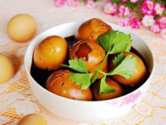 端午节吃咸鸭蛋的传说 端午节为什么要吃咸鸭蛋
