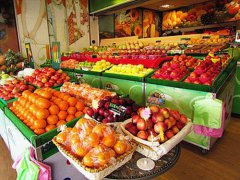 摆地摊卖水果的技巧 摆地摊卖水果怎样吸引顾客
