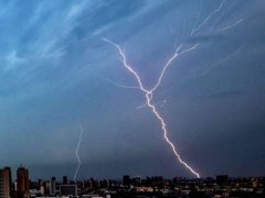 京津冀四川等地局地有大暴雨 京津冀川局地大暴雨