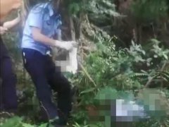 峨眉山警方通报林间发现两具尸体 初步确认系自缢身亡