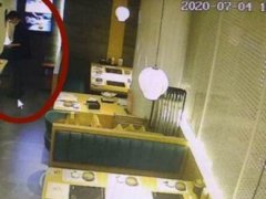 检方回应女子被同行男子下药 女子被同行男下药检方:存疑不捕