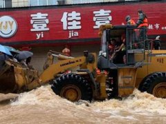 湖北恩施建始县洪灾已致5死1失联 湖北恩施建始县成被淹