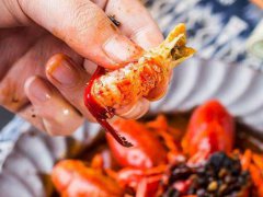 小龙虾买回来怎么养不会死