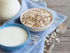 燕麦片怎样吃减肥 燕麦片减肥的最佳吃法 燕麦片减肥方法
