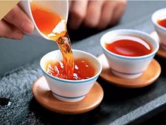 春夏季节适合喝什么茶 春夏季节喝什么茶最好 春夏喝什么茶好