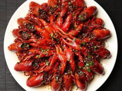 小龙虾虾黄可以吃吗 小龙虾虾黄怎么吃 小龙虾虾黄怎么做好吃