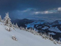 四月下雪发朋友圈短句 四月下雪发朋友圈唯美短句 四月下雪发朋友圈的句子