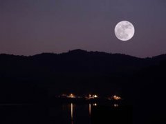 关于月亮的诗句 关于月亮的诗 关于月亮的诗句有哪些