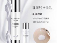 ahc神仙水有香味吗