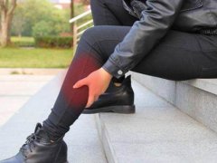 小腿抽筋的原因(小腿经常抽筋与哪些原因有关？)