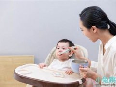 四个月宝宝辅食食谱(4个月大的宝宝应该吃什么辅食？)
