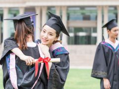 如何适应大学生活(新生如何更好地适应大学生活？)