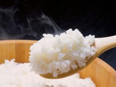 米饭夹生怎么办(5招速度解决米饭夹生问题)