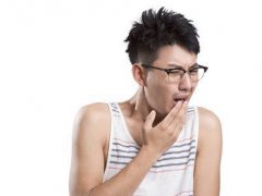 为什么会长痤疮(痤疮出现的原因有哪些？)