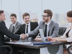 面试时如何自我介绍(面试时候怎么做自我介绍)
