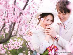 婚礼通知朋友圈怎么写(婚礼朋友圈怎么通知)