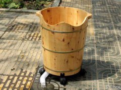 木质泡脚桶(洗脚木桶卫浴品牌有哪些)