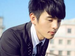 男士斜刘海发型(男生斜刘海适合什么脸型)