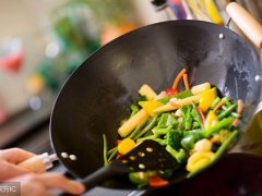 中式烹饪技法之怎么炒法(中餐最常用的烹饪方法)